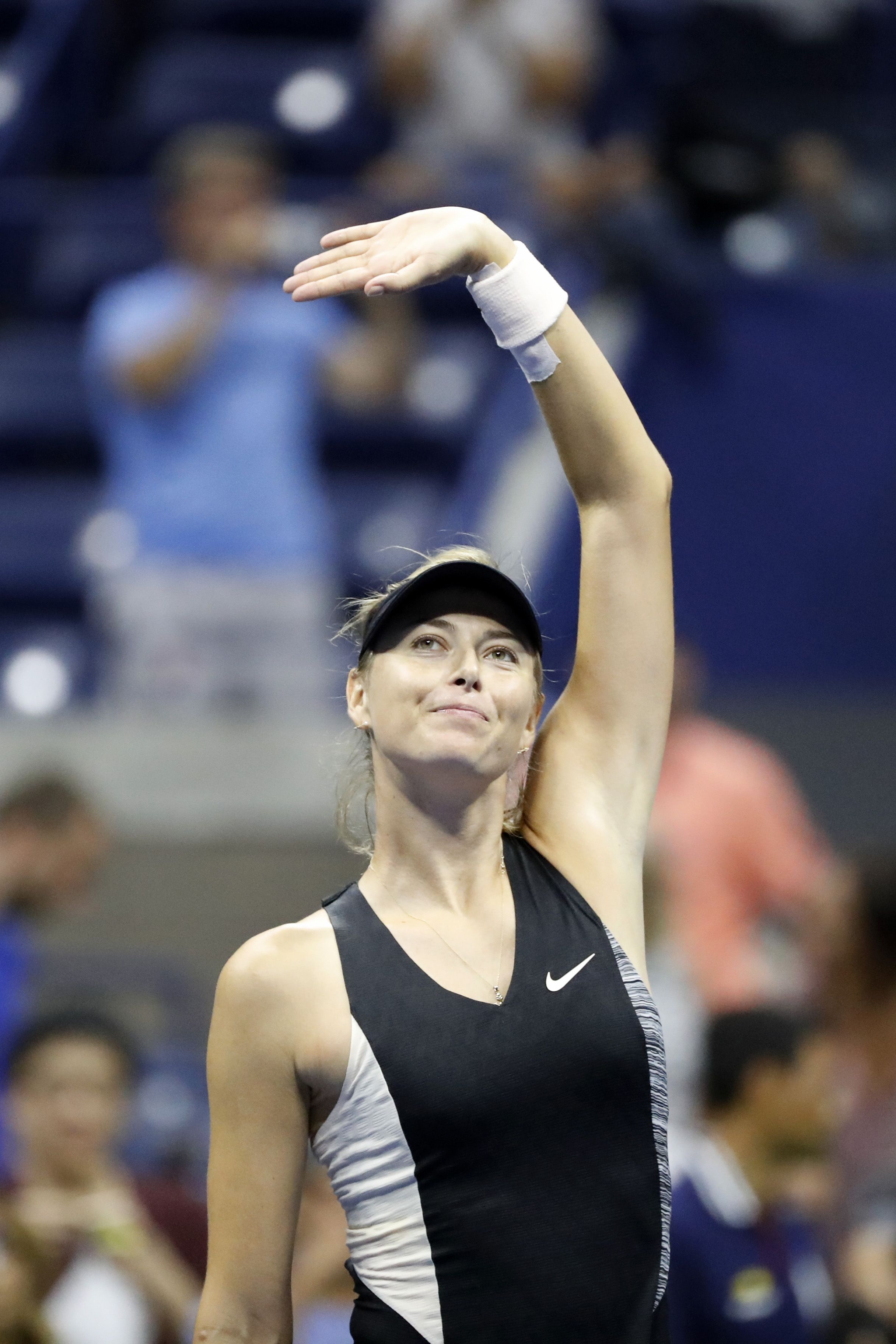 篮网前途光明!,莎拉波娃新星重返赛场表现突出引发球迷热议 篮网前途光明!,莎拉波娃新星重返赛场表现突出引发球迷热议